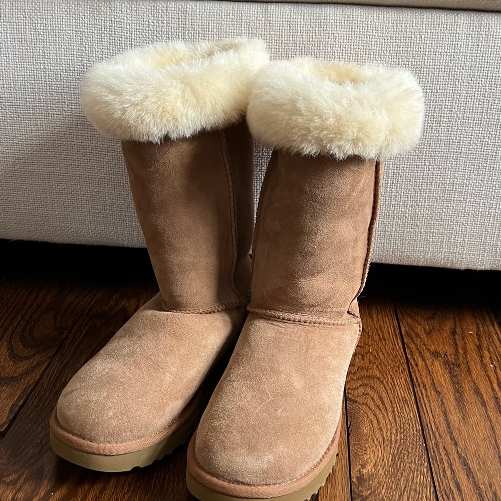 Classic II Genuine Shearling Lined Boot (Women) Chestnut